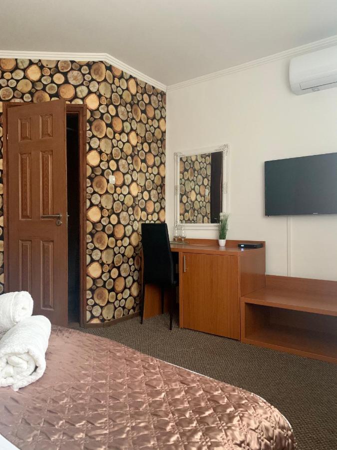 Dorottya Vendeghaz Hotel Miskolc Bagian luar foto