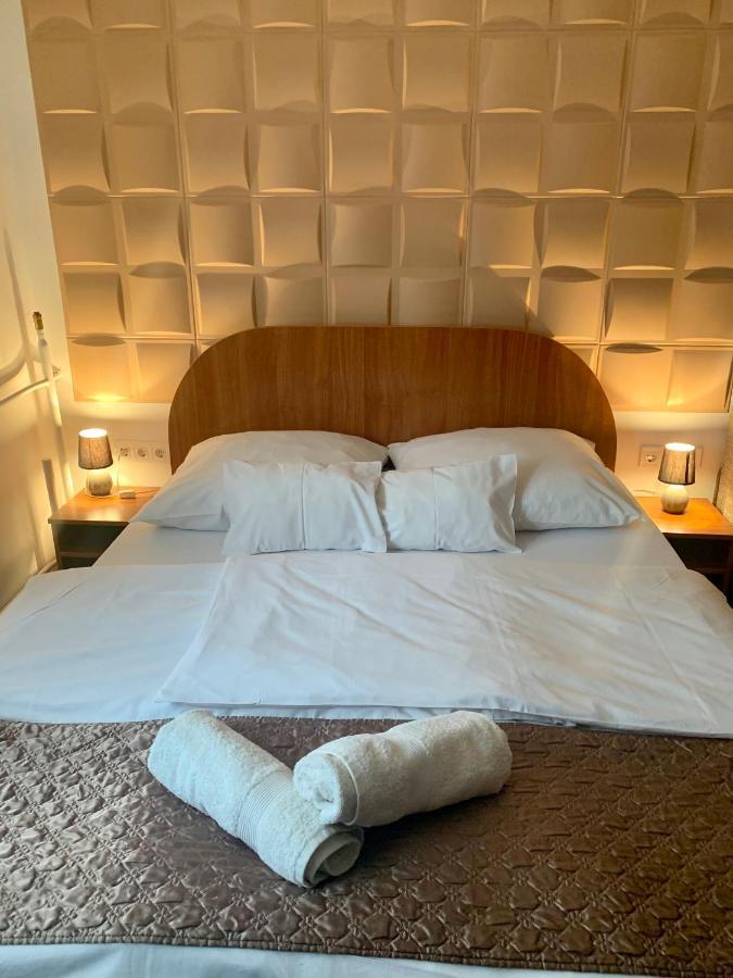 Dorottya Vendeghaz Hotel Miskolc Bagian luar foto