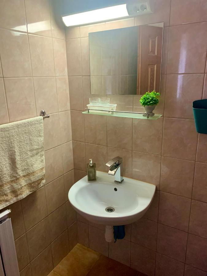 Dorottya Vendeghaz Hotel Miskolc Bagian luar foto