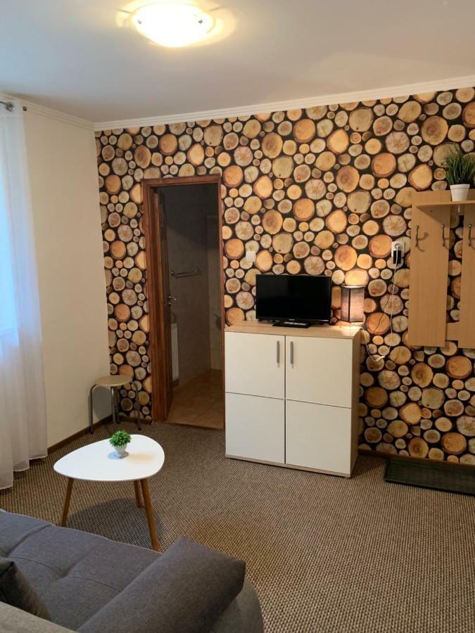 Dorottya Vendeghaz Hotel Miskolc Bagian luar foto